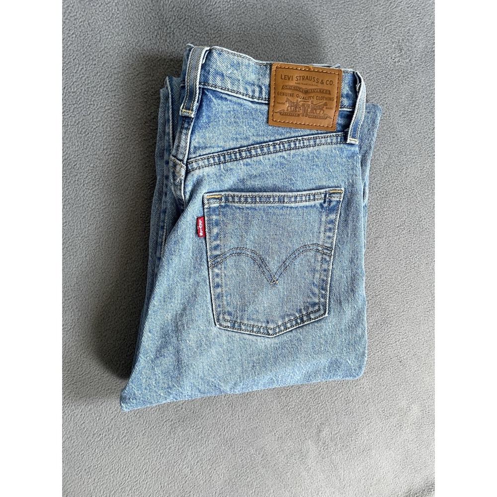 Levis Jeans Womens 26 Blue Denim Ribcage Straight Button Fly Premium Size 26x27